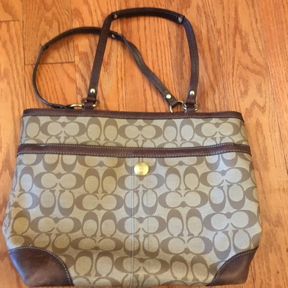Authentic Coach Bag - Picture 5 of 7